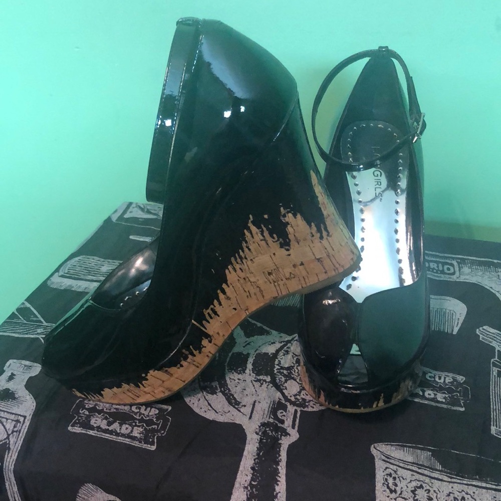 Black & Tan BCBGirls wedges only worn twice